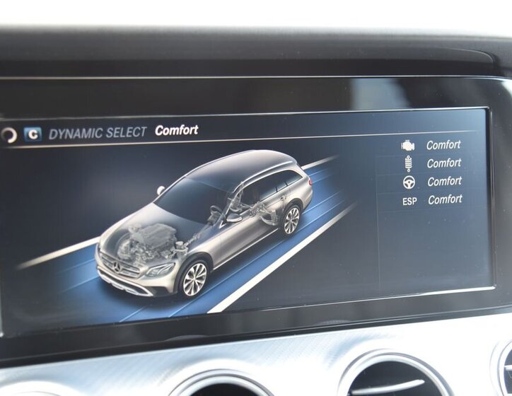 Mercedes-Benz Třídy E Kombi 2,9 l 250 kw