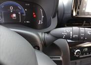 Toyota Yaris Cross 16