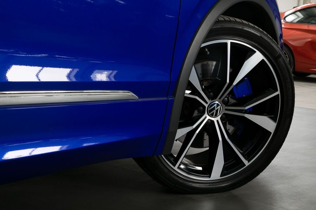 Volkswagen Tiguan SUV 2,0 l 235 kw