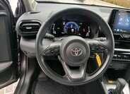 Toyota Yaris Cross 18