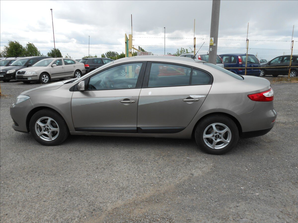 Renault Fluence Sedan / Limuzína 1,6 l 82 kw