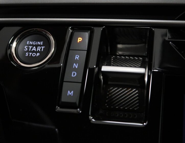 Peugeot 3008 SUV / Terénní 1,2 l 100 kw