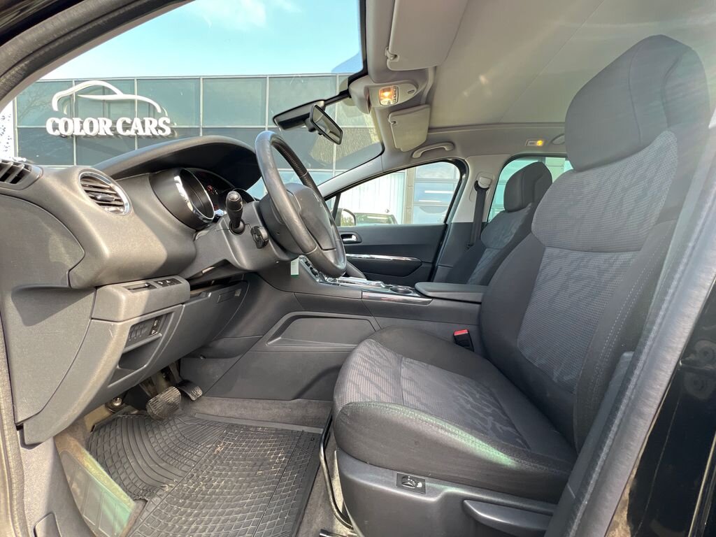 Peugeot 3008 MPV 2,0 l 120 kw