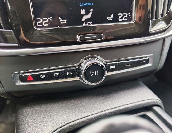 Volvo V90 Kombi 2,0 l 110 kw