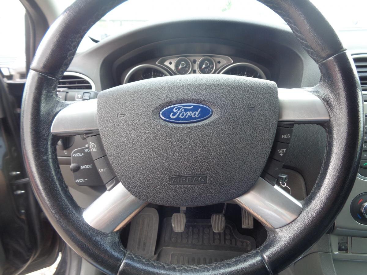 Ford Focus Hatchback 1,6 l 74 kw