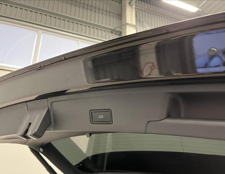 Volkswagen Touareg SUV 3,0 l 170 kw