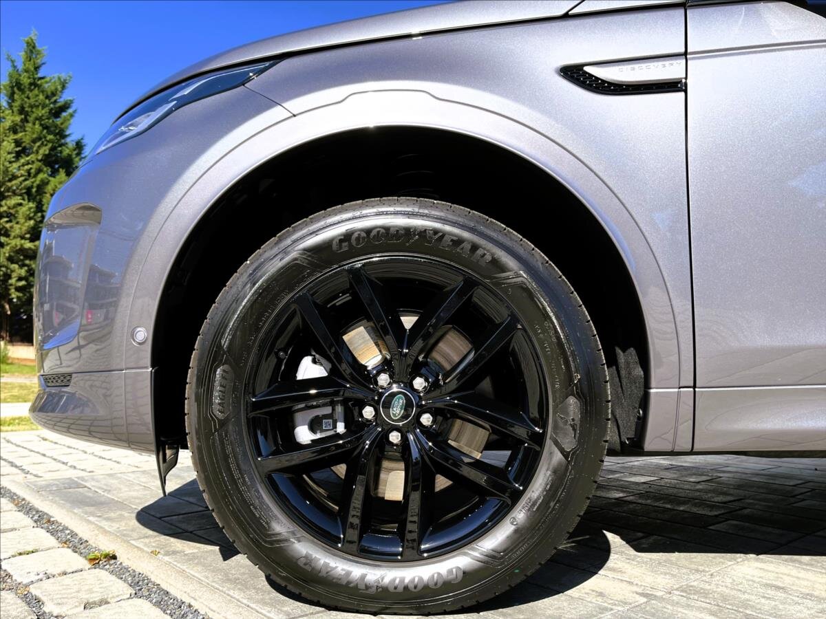 Land Rover Discovery Sport SUV / Terénní 2,0 l 120 kw