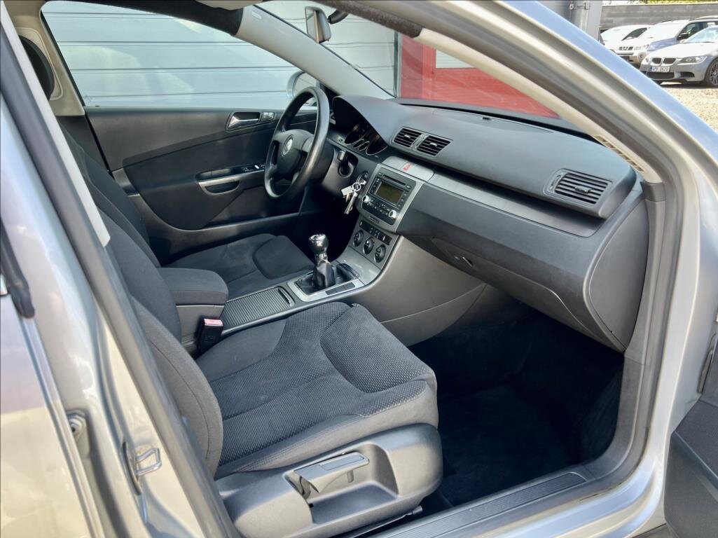 Volkswagen Passat Sedan / Limuzína 2,0 l 110 kw