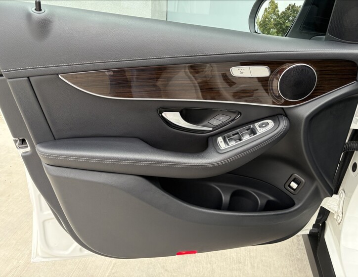 Mercedes-Benz GLC 17