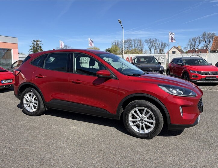 Ford Kuga Kombi 2,0 l 140 kw