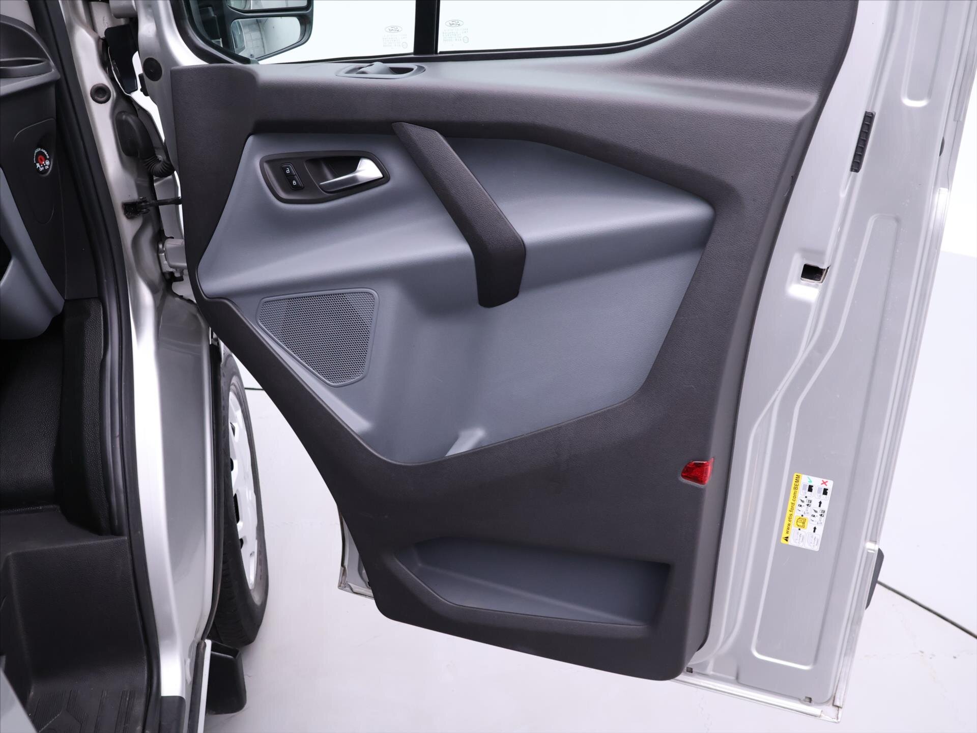 Ford Transit Custom Kombi 2,0 l 96 kw