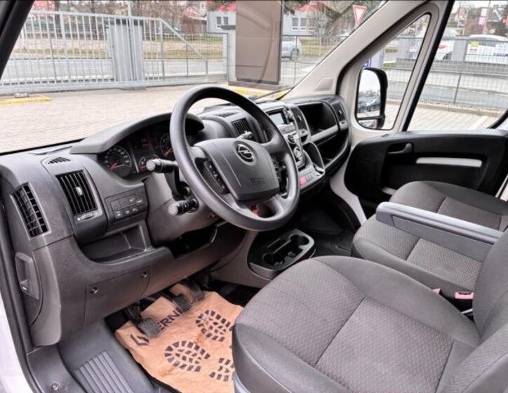 Opel Movano Skříň 2,2 l 103 kw