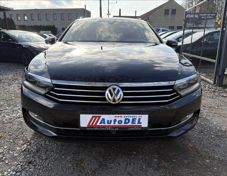 Volkswagen Passat 10