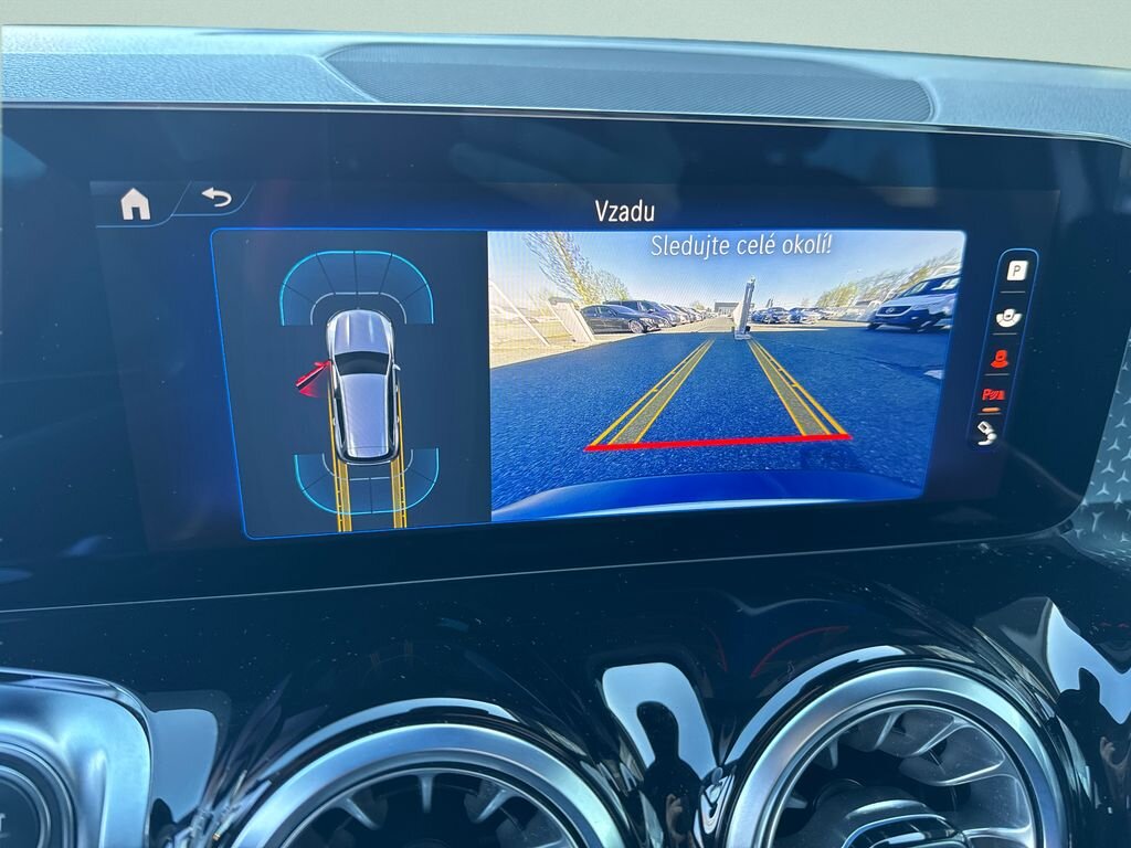 Mercedes-Benz EQB SUV / Terénní 0,0 140 kw