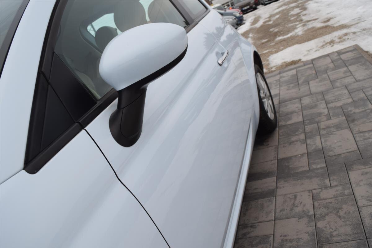 Fiat 500 Hatchback 1,2 l 51 kw