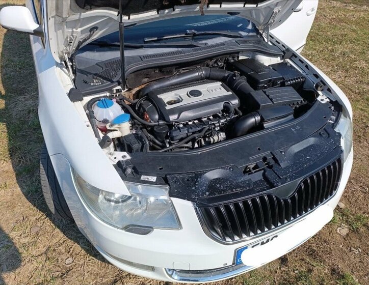 Škoda Superb Sedan / Limuzína 0,0 118 kw