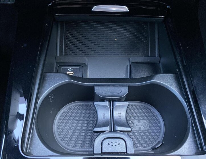 Mercedes-Benz Třídy A Sedan / Limuzína 1,3 l 120 kw