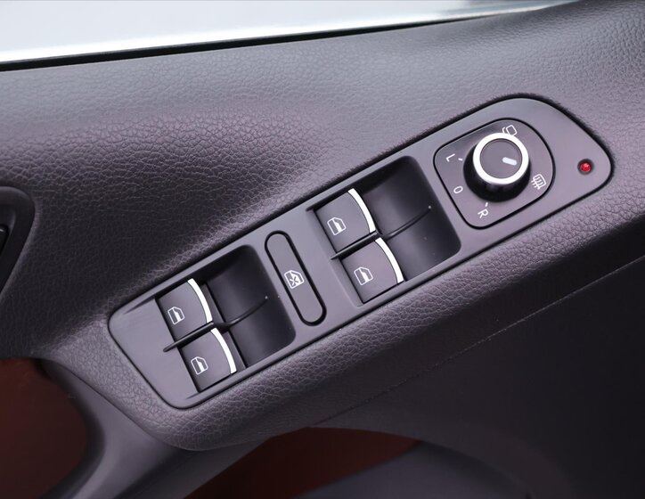 Volkswagen Tiguan SUV / Terénní 2,0 l 132 kw