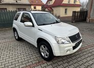 Suzuki Grand Vitara 1