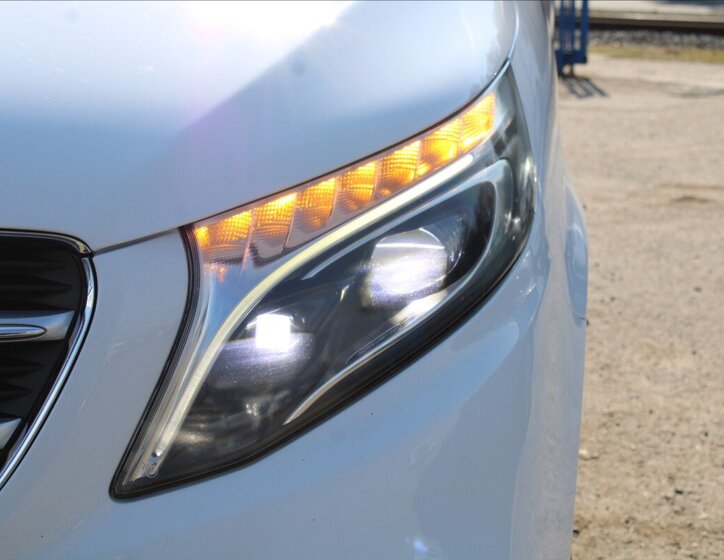 Mercedes-Benz Třídy V Kombi 2,1 l 140 kw