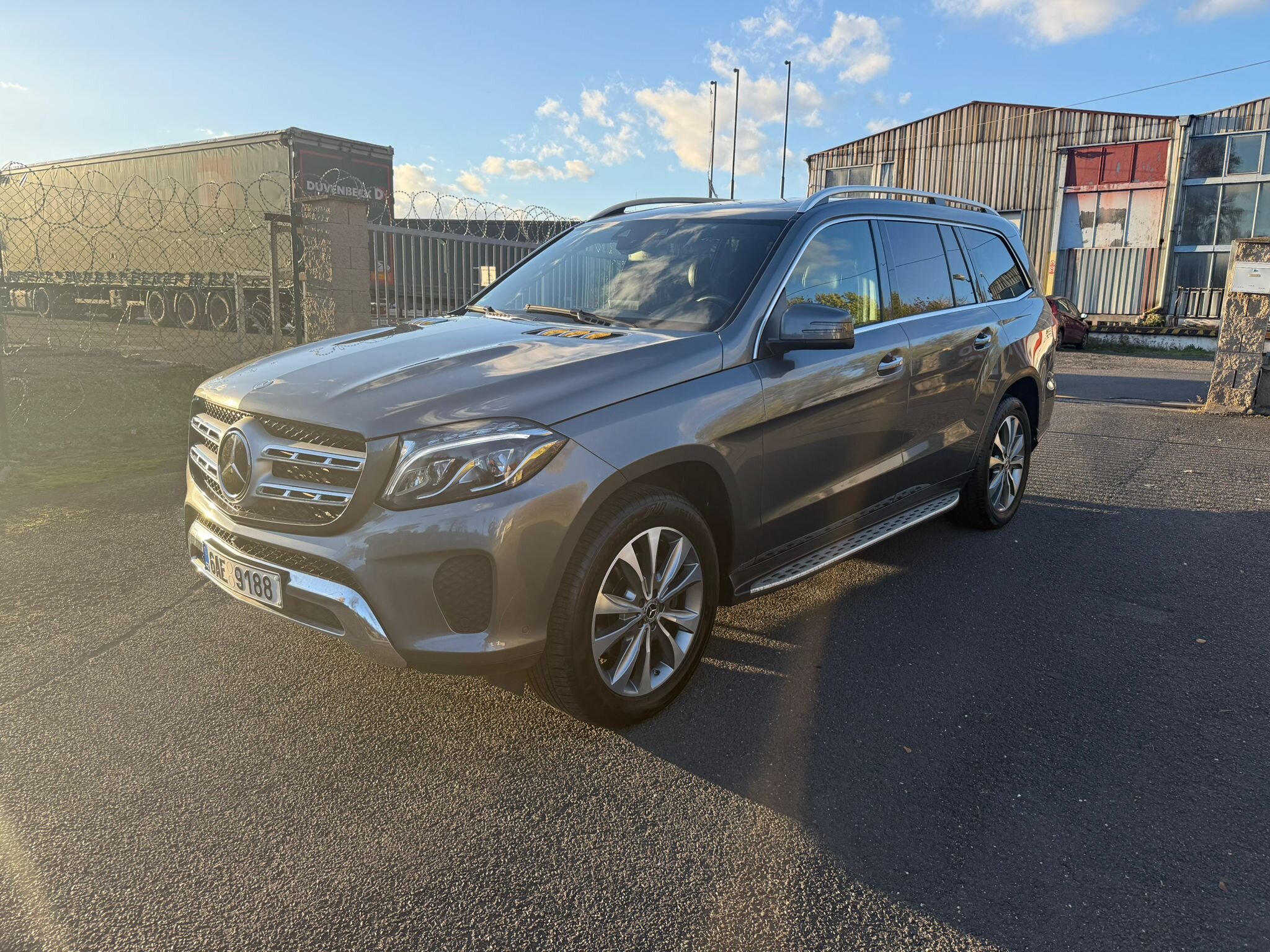Mercedes-Benz GLS Kombi 3,0 l 190 kw