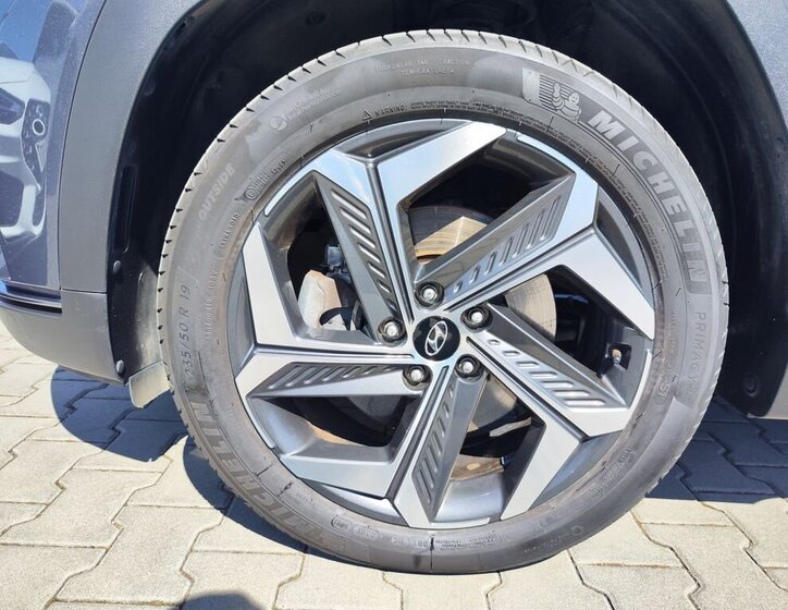 Hyundai Tucson SUV / Terénní 1,6 l 169 kw