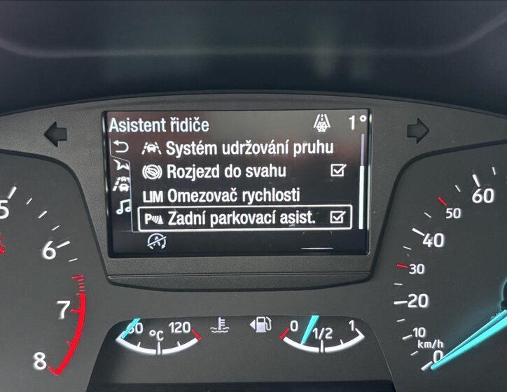 Ford Focus Kombi 999,0 92 kw