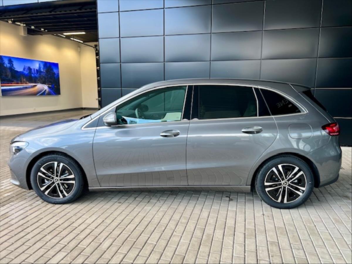 Mercedes-Benz Třídy B Hatchback 2,0 l 110 kw