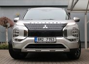 Mitsubishi Outlander SUV / Terénní 2,4 l 162 kw