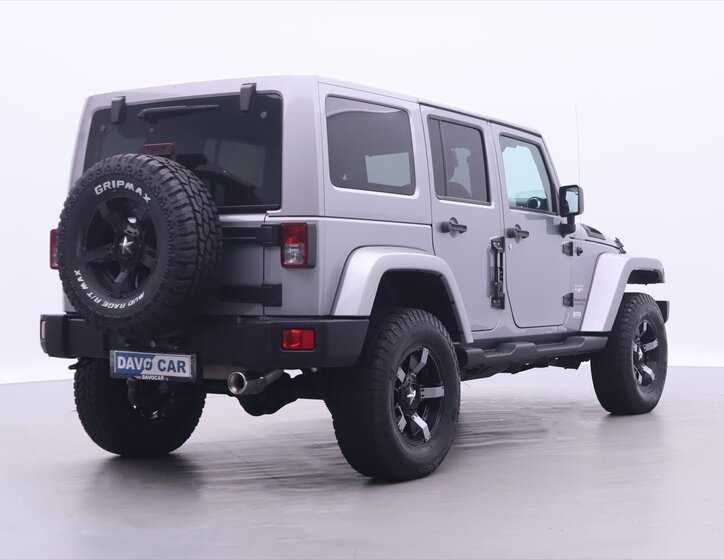 Jeep Wrangler SUV / Terénní 2,8 l 147 kw