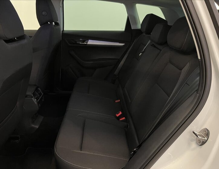Škoda Karoq SUV / Terénní 1,5 l 110 kw