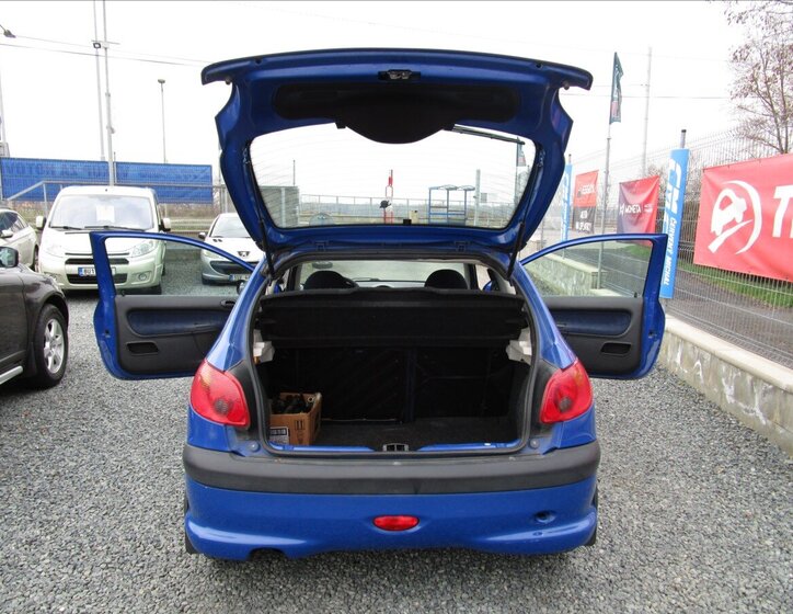 Peugeot 206 Hatchback 1,1 l 44 kw