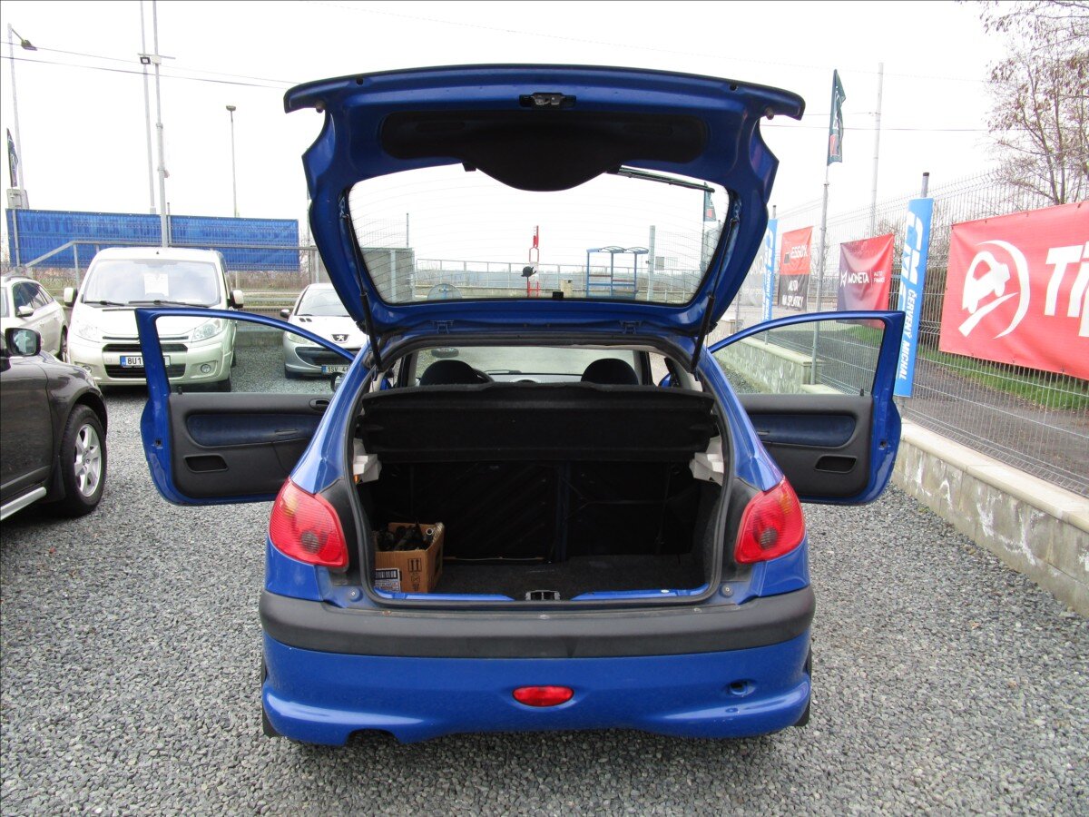 Peugeot 206 Hatchback 1,1 l 44 kw