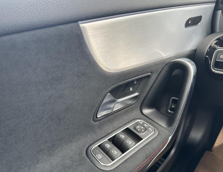 Mercedes-Benz Třídy A 9