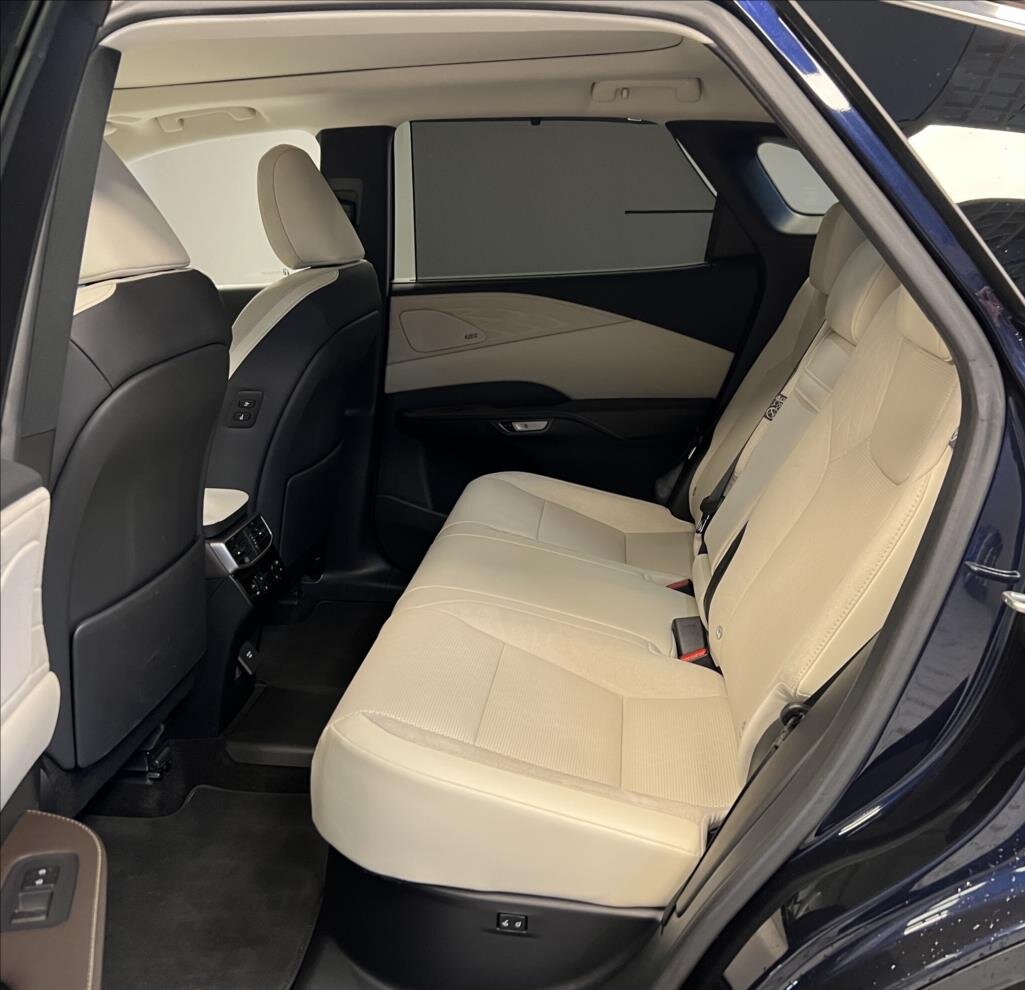 Lexus RX 450h plus SUV / Terénní 2,5 l 227 kw