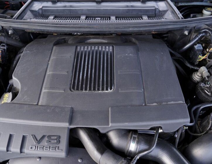 Land Rover Range Rover SUV / Terénní 4,4 l 230 kw