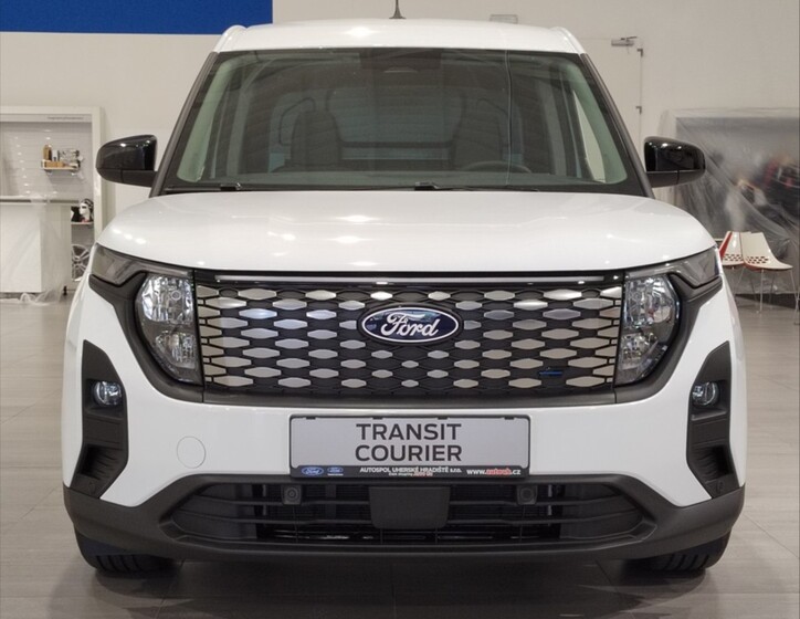 Ford Transit Courier 12