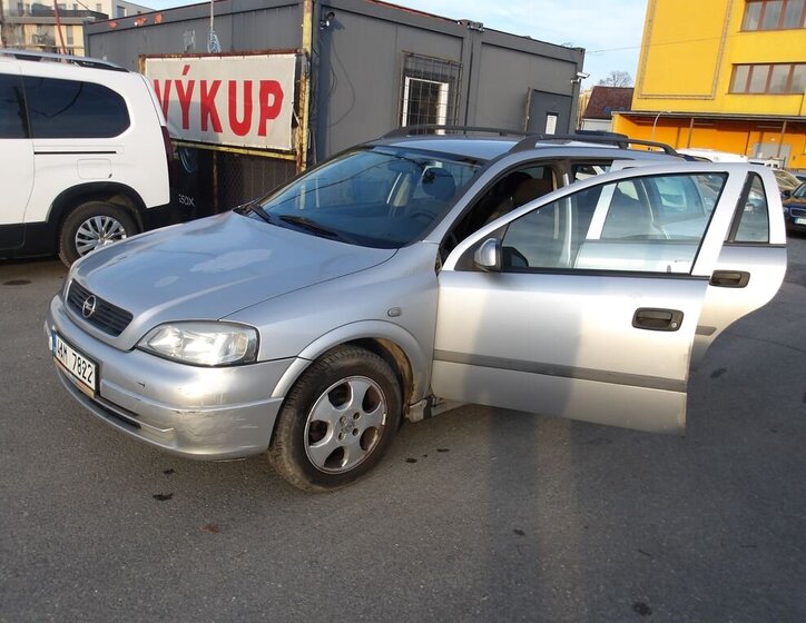 Opel Astra Kombi 1,6 l 55 kw