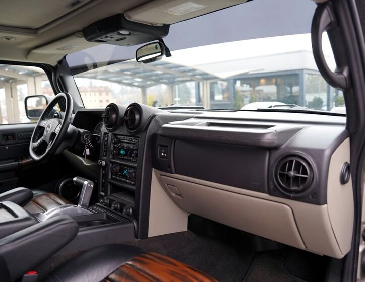 Hummer H2 SUV 6,0 l 232 kw
