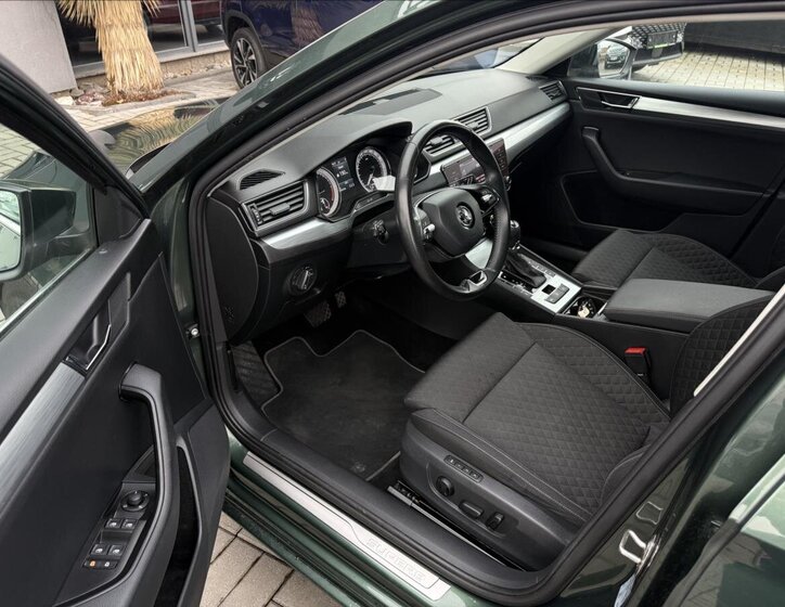 Škoda Superb Kombi 2,0 l 110 kw