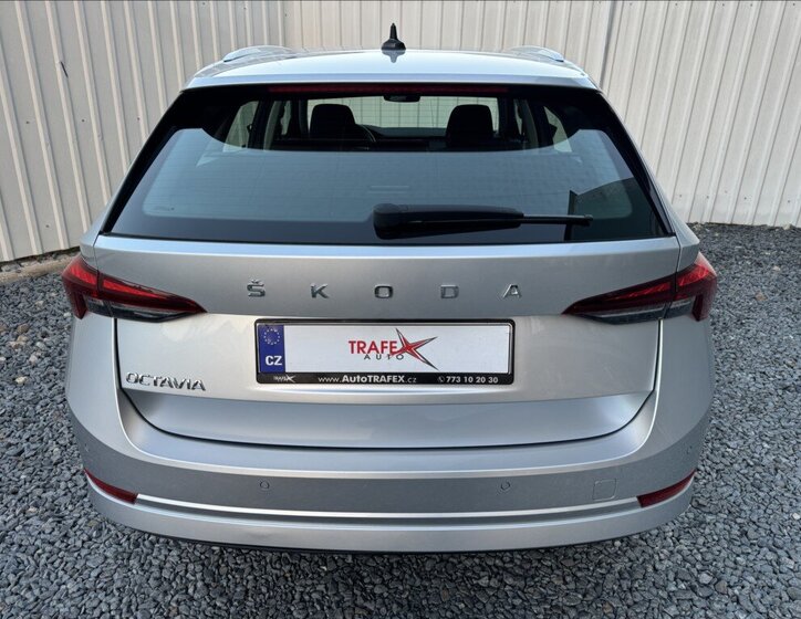 Škoda Octavia 12
