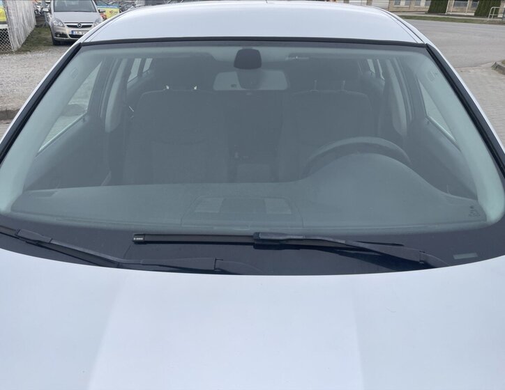 BMW Řada 3 Sedan / Limuzína 2,0 l 105 kw