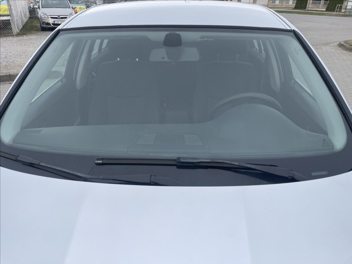 BMW Řada 3 Sedan / Limuzína 2,0 l 105 kw