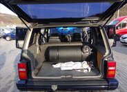 Jeep Cherokee SUV / Terénní 4,0 l 136 kw