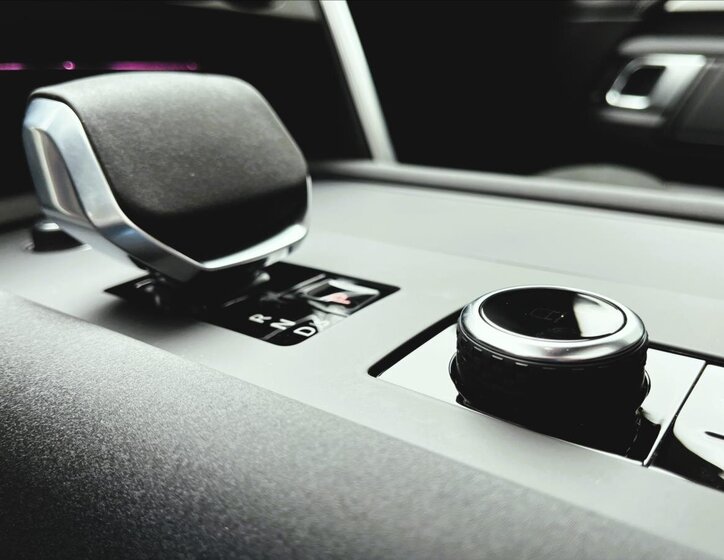 Land Rover Discovery SUV / Terénní 3,0 l 257 kw