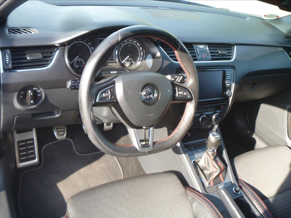 Škoda Octavia Kombi 2,0 l 135 kw