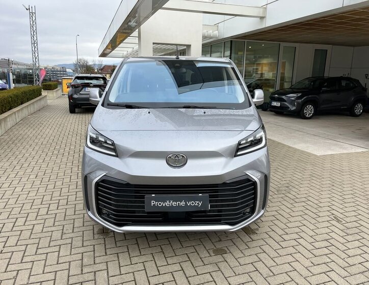 Toyota ProAce Verso 9