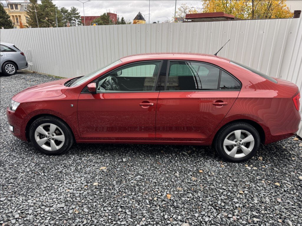 Škoda Rapid Sedan / Limuzína 1,2 l 63 kw