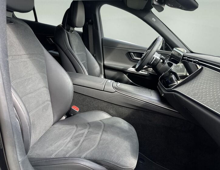 Mercedes-Benz Třídy E 12