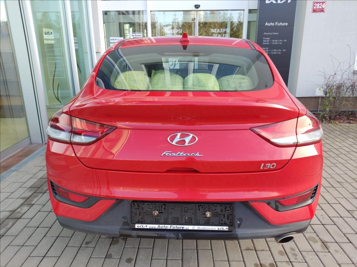 Hyundai i30 Hatchback 1,4 l 103 kw